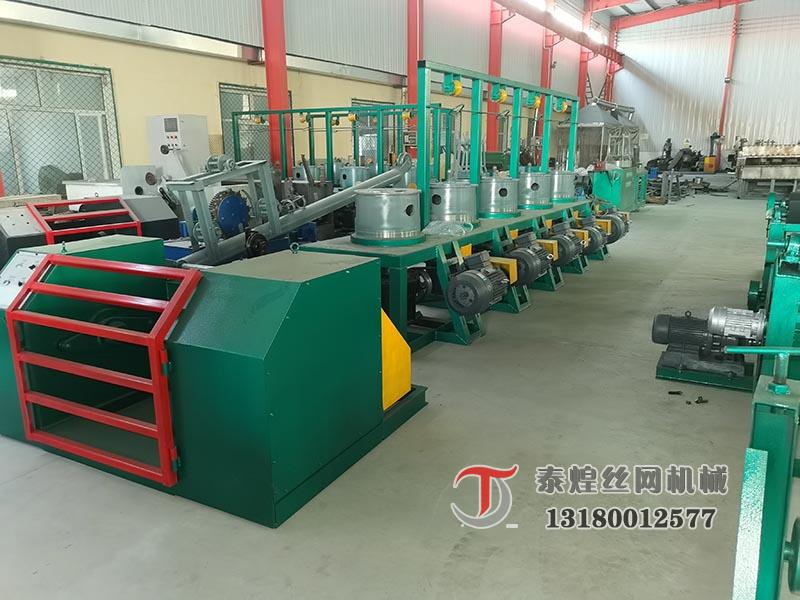 象鼻子收線水箱拉絲機(jī) 象鼻子收線水箱拉絲機(jī)